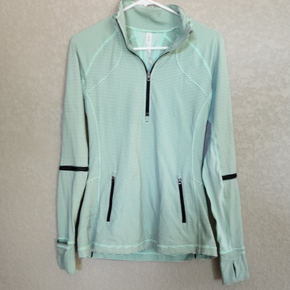 Lululemon Racewith Grace mint green half zip pullover size 8